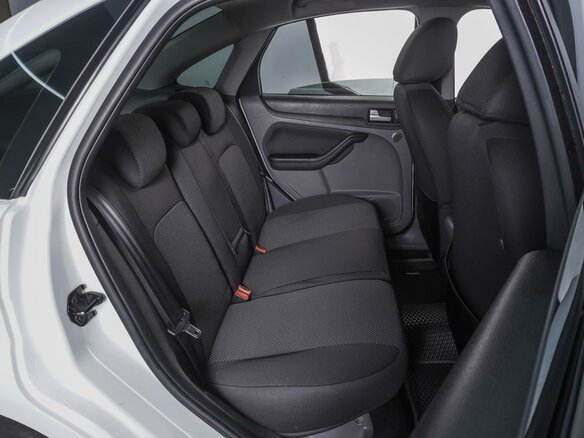 2009 Ford Focus II Рестайлинг, белый, 809000 рублей - вид 6