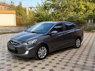 2011 Hyundai Solaris I, серый, 635000 рублей, вид 5
