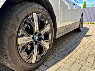 2024 BMW iX xDrive50 I (I20), белый, 5200000 рублей, вид 5