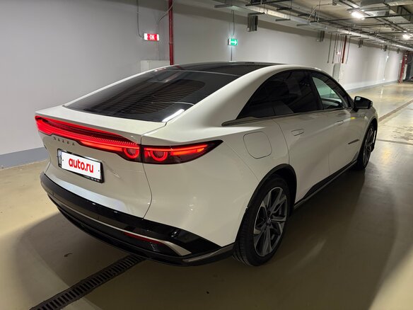 2025 Mazda EZ-6 28.4 kWh, белый, 3600000 рублей - вид 2
