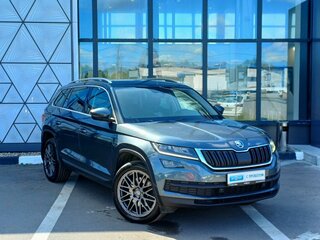 2017 Skoda Kodiaq I, серый, 1879000 рублей, вид 3