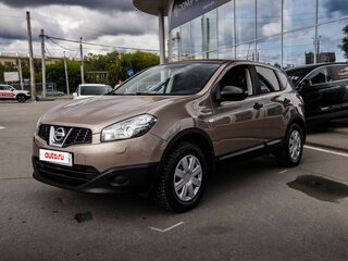 2013 Nissan Qashqai I Рестайлинг, бежевый, 1080000 рублей, вид 2