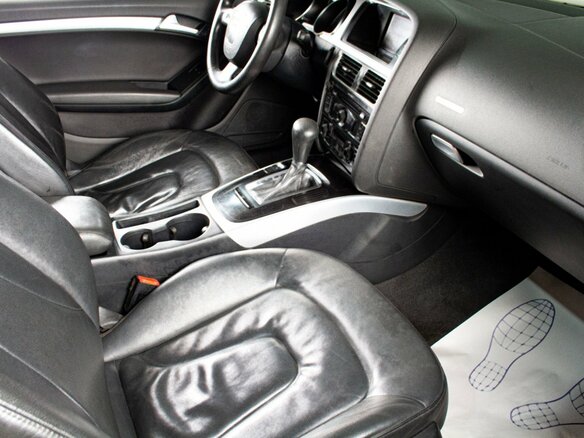 2011 Audi A5 I (8T), чёрный, 839000 рублей - вид 8