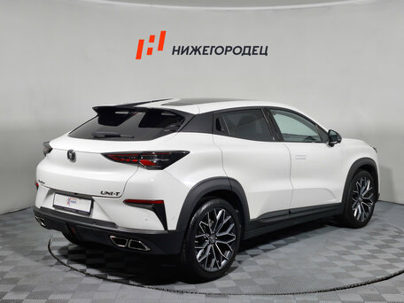 2024 Changan UNI-T I, белый, 1889000 рублей, вид 5
