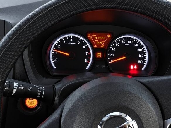 2018 Nissan Note II Рестайлинг, серый, 950000 рублей - вид 4