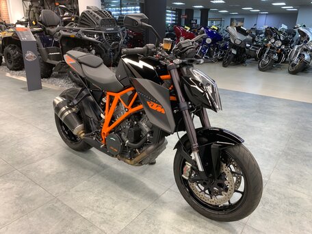 2015 KTM 1290 Super Duke R, чёрный, 1125000 рублей, вид 5