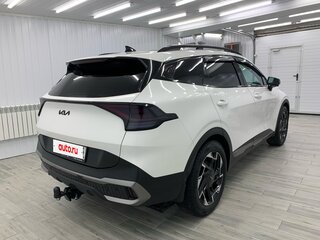 2023 Kia Sportage V, белый, 4600000 рублей, вид 4