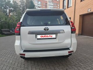 2020 Toyota Land Cruiser Prado 150 Series Рестайлинг 3, белый, 5700000 рублей, вид 5