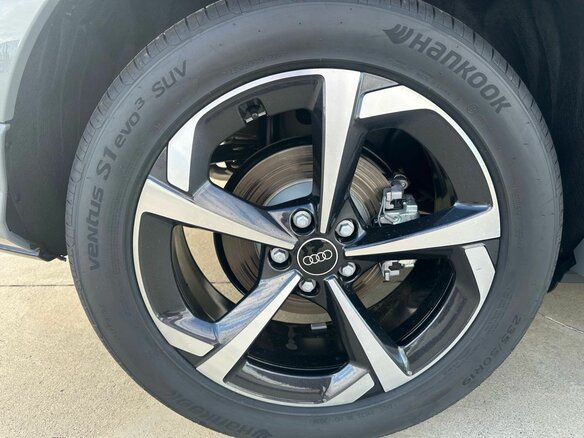 2026 Audi Q3 TFSI III (FJ), серый - вид 28