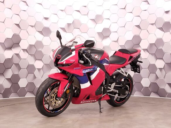 2021 Honda CBR 600RR, красный, 1329000 рублей - вид 1