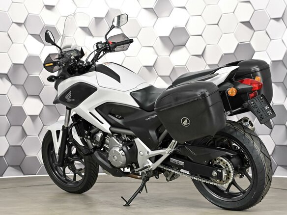2014 Honda NC 700X, белый - вид 7