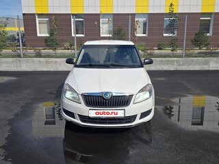 2012 Skoda Fabia II Рестайлинг, белый, 750000 рублей, вид 1