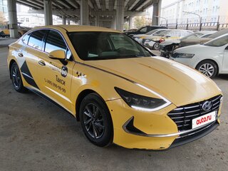 2021 Hyundai Sonata VIII (DN8), жёлтый, 999900 рублей, вид 2