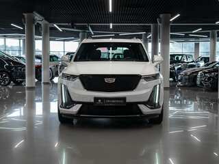 2022 Cadillac XT6 I, белый, 4140000 рублей, вид 3