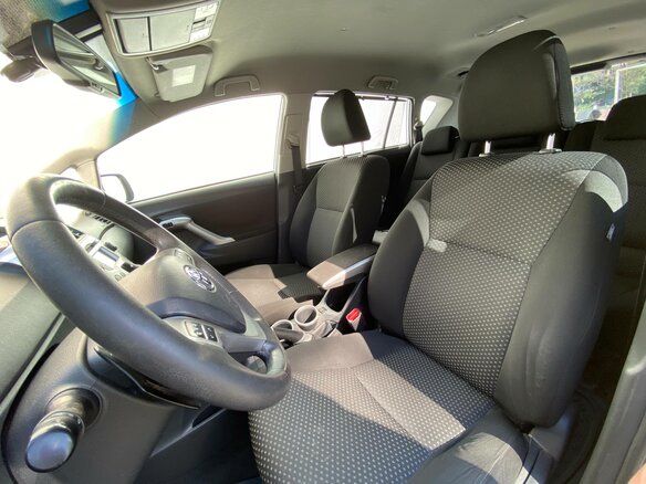 2011 Toyota Verso I, белый, 1190000 рублей - вид 9