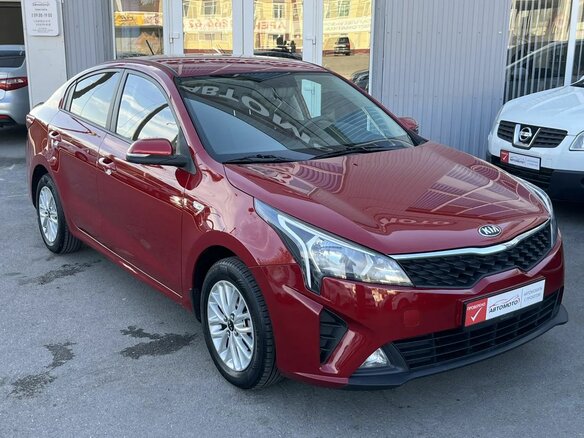 2020 Kia Rio IV Рестайлинг, красный, 1579000 рублей - вид 5