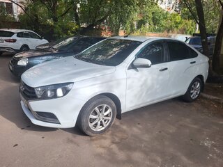 2017 Lada (ВАЗ) Vesta I, белый, 820000 рублей, вид 1