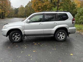 2008 Toyota Land Cruiser Prado 4-speed 120 Series Рестайлинг, серебристый, 1900000 рублей, вид 3