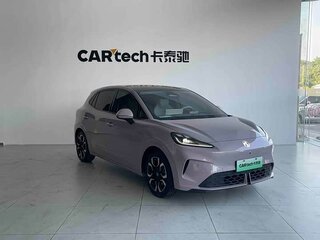 2025 MG 4 EV 53.95 kWh II, серебристый, 1790000 рублей, вид 3