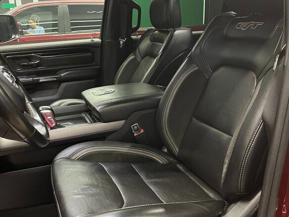 2022 Ram 1500 Crew Cab V, красный, 5900000 рублей - вид 8