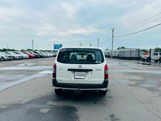 2009 Toyota Probox I, белый, 659000 рублей, вид 5