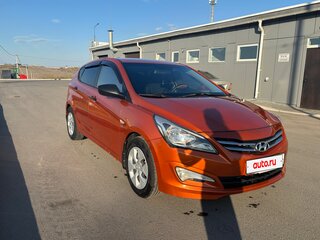 2014 Hyundai Solaris I Рестайлинг, оранжевый, 950000 рублей, вид 3