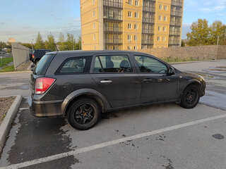 2011 Opel Astra H Рестайлинг, серый, 800000 рублей, вид 2