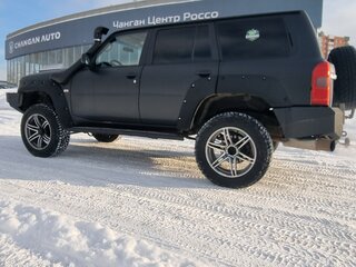 2005 Nissan Patrol V (Y61) Рестайлинг, чёрный, 3000000 рублей, вид 4