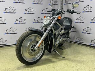 2005 Harley-Davidson V-Rod, серебристый, 765000 рублей, вид 4