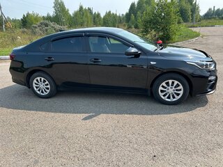2020 Kia Cerato IV, чёрный, 1600000 рублей, вид 4