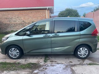 2021 Honda Freed II Рестайлинг, зелёный, 1580000 рублей, вид 5