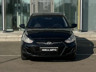 2013 Hyundai Solaris I, чёрный, 599000 рублей, вид 2