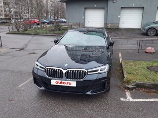 2021 BMW 5 серии 530e VII (G30/G31/G38) Рестайлинг, синий, 6000000 рублей, вид 3