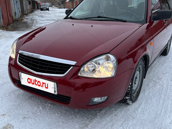 2008 Lada (ВАЗ) Priora I, красный, 400000 рублей
