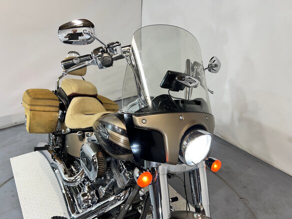 2012 Harley-Davidson CVO, бежевый, 980000 рублей - вид 4