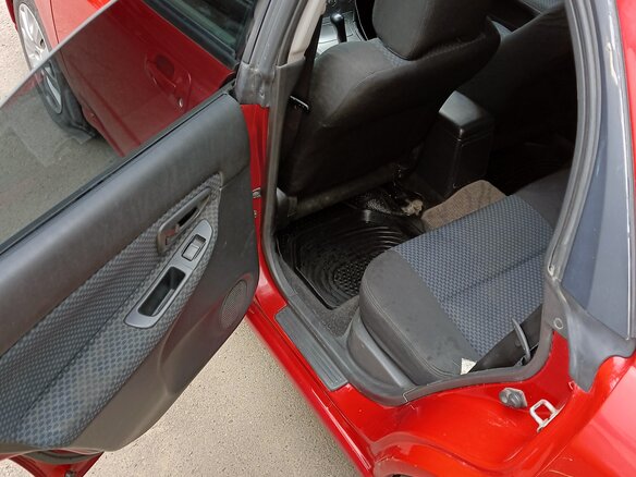 2004 Subaru Impreza II Рестайлинг 1, красный, 365000 рублей - вид 15