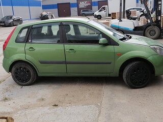 2006 Ford Fiesta Mk5, зелёный, 380000 рублей, вид 3
