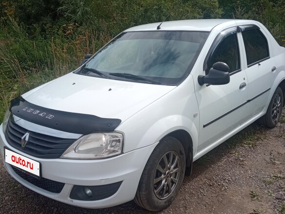 2011 Renault Logan I Рестайлинг, белый, 350000 рублей