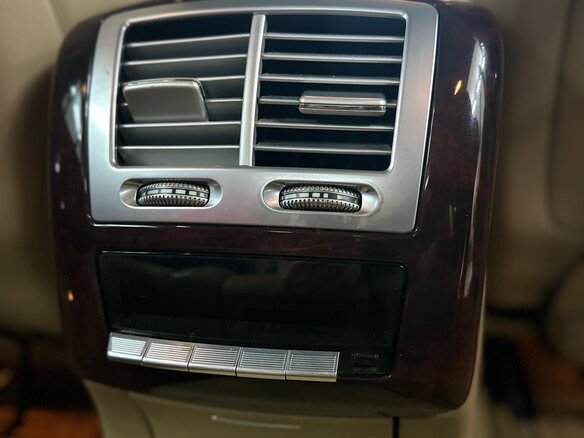2010 Mercedes-Benz S-Класс 350 Long V (W221) Рестайлинг, бежевый, 2100000 рублей - вид 18