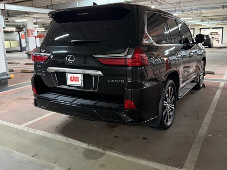 2021 Lexus LX 570 III Рестайлинг 2, чёрный, 13000000 рублей, вид 3