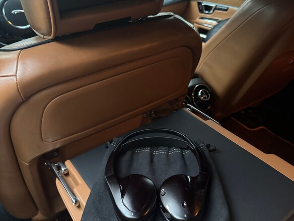 2015 Jaguar XJ IV (X351), чёрный, 1850000 рублей - вид 17