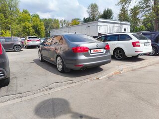 2013 Volkswagen Jetta VI, серый, 900000 рублей, вид 4