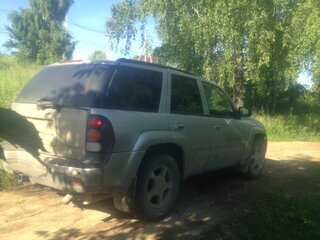 2007 Chevrolet TrailBlazer I Рестайлинг, серебристый, 1600000 рублей, вид 2