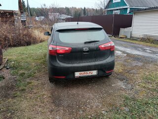 2012 Kia Rio 5-speed III, чёрный, 380000 рублей, вид 4
