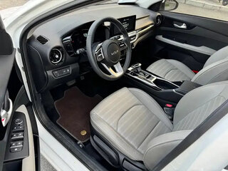 2023 Kia K3 II (China Market) Рестайлинг, белый, 1425000 рублей, вид 5