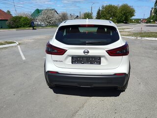 2022 Nissan Qashqai II Рестайлинг, белый, 2480000 рублей, вид 4