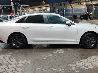 2020 Kia K5 III, белый, 3800000 рублей, вид 4