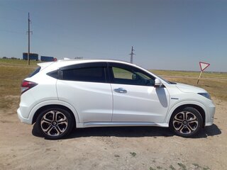 2017 Honda Vezel I, белый, 1650000 рублей, вид 4