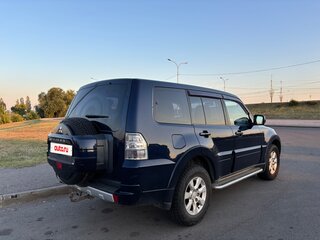 2010 Mitsubishi Pajero IV, синий, 2000000 рублей, вид 4