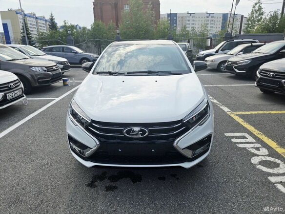 2026 Lada (ВАЗ) Vesta I Рестайлинг (NG), белый, 2015000 рублей - вид 1